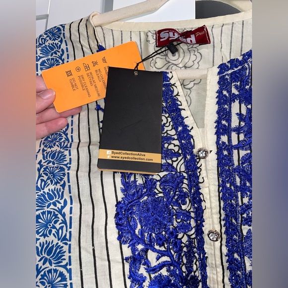 Dress - Picture 10 of 16